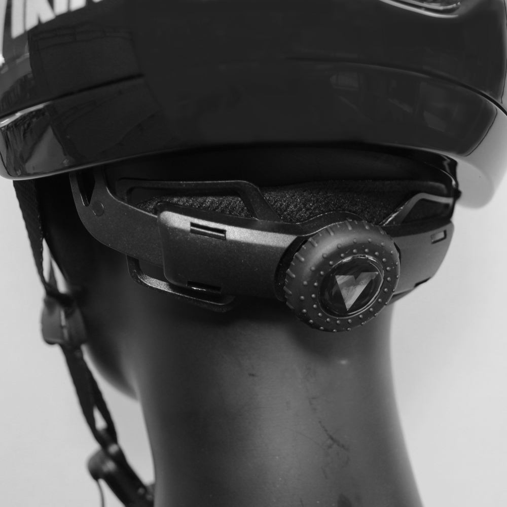 Viking schaats helm uni zwart 4